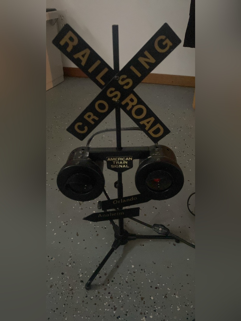 Black Railroad Crossing Signal Decor with Dual Lamps